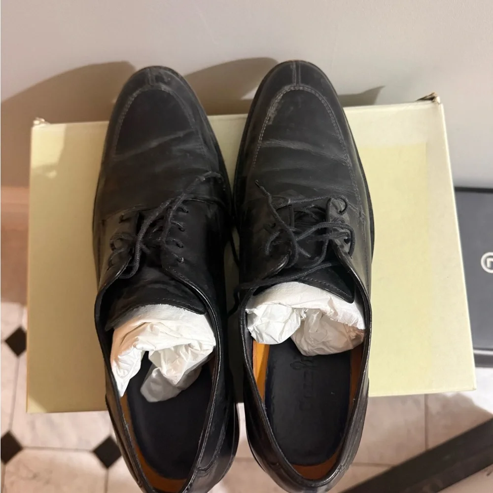 Cole Haan Black Leather Oxfords